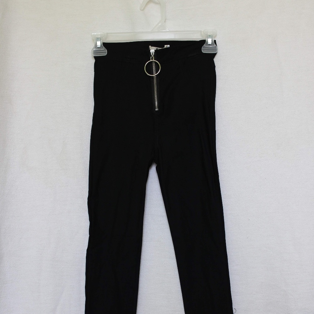 Black Pants w/ Ring Zipper